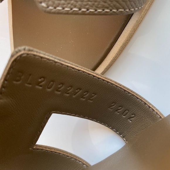HERMES H ORAN SANDALS ETOUPE EPSOM LEATHER FLIP FLOPS SHOES FLAT SLIDES 38 - Picture 12 of 13